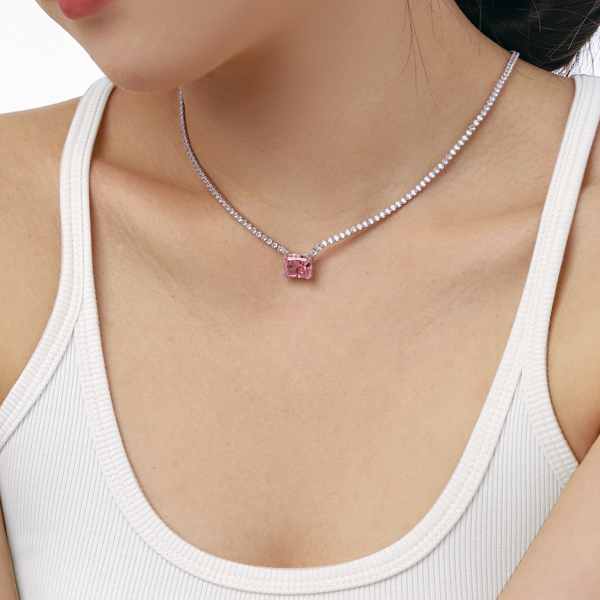 [Kincade Jewelery]4.0 Carat Elegant Radiant Cut Necklace