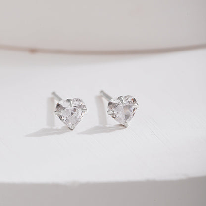 [Kincade Jewelery]Sparkling Heart Shaped Simple Earrings
