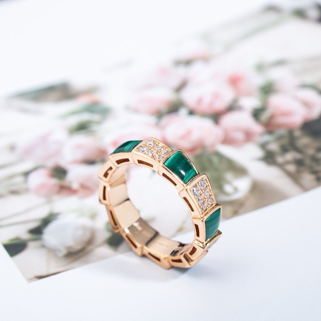 [Kincade Jewelery]SERPENTI RING PINK GOLD MALACHITE DIAMOND PAVED 4MM