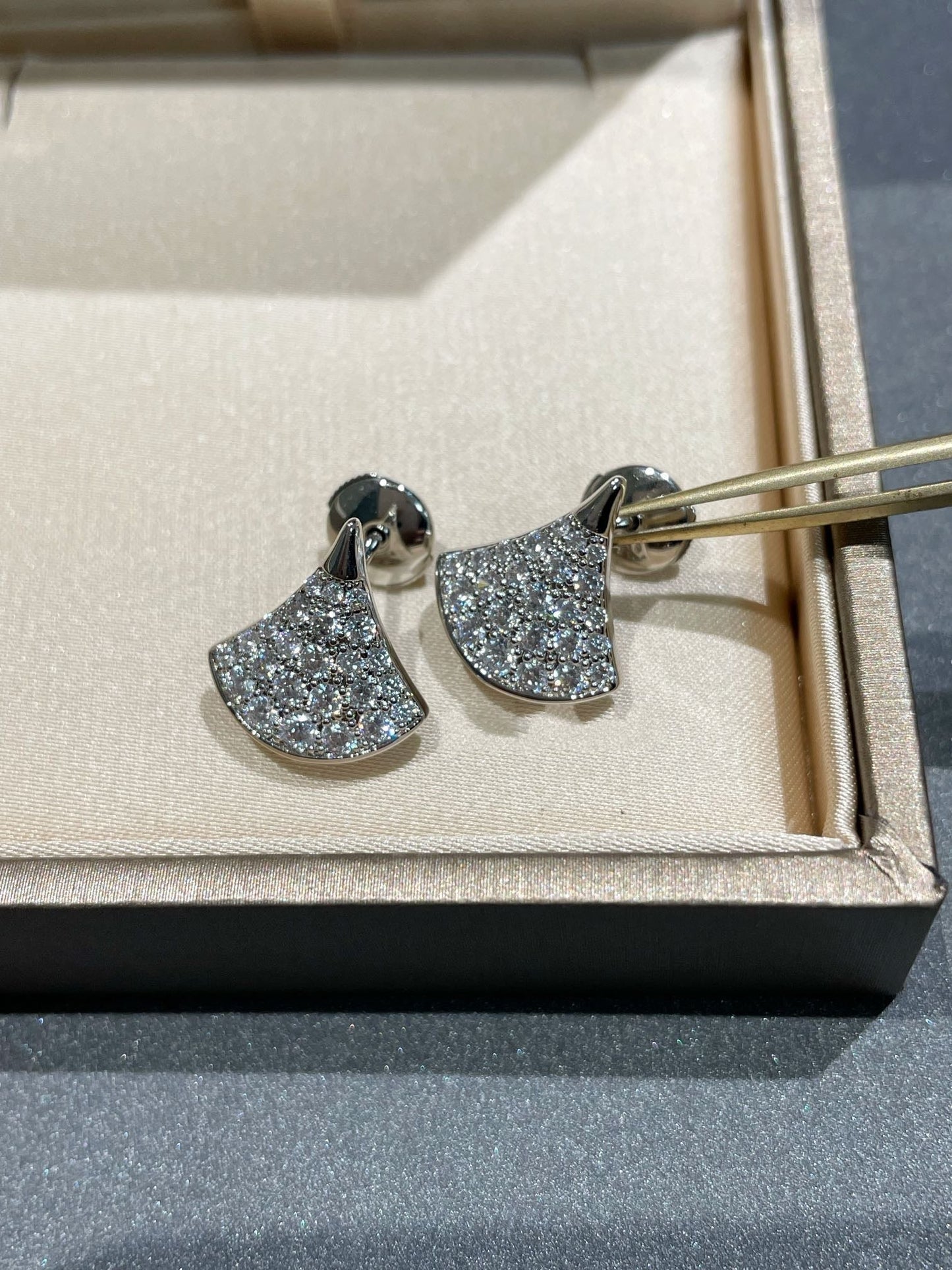 [Kincade Jewelery]DREAM STUD EARRINGS DIAMOND