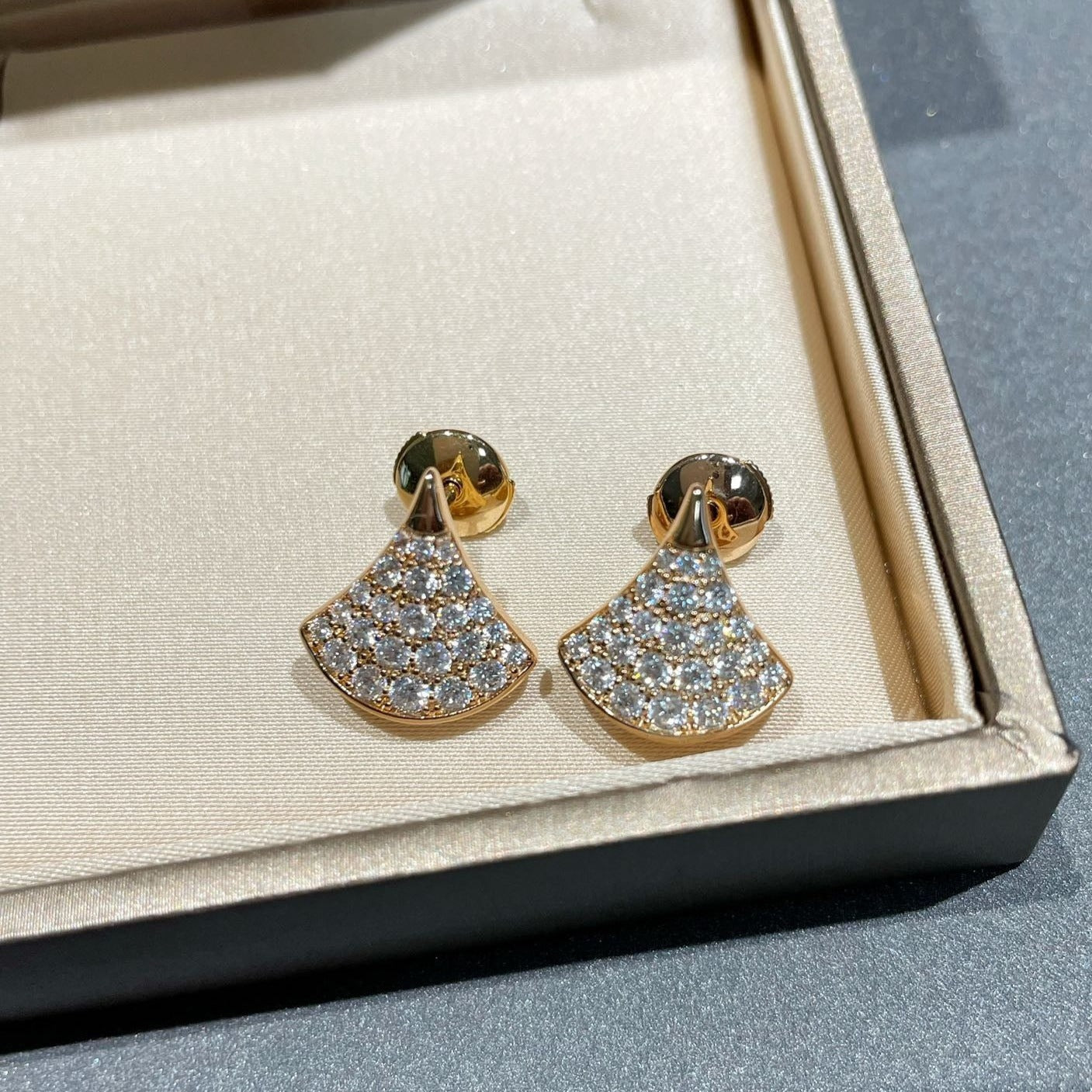 [Kincade Jewelery]DREAM STUD EARRINGS DIAMOND