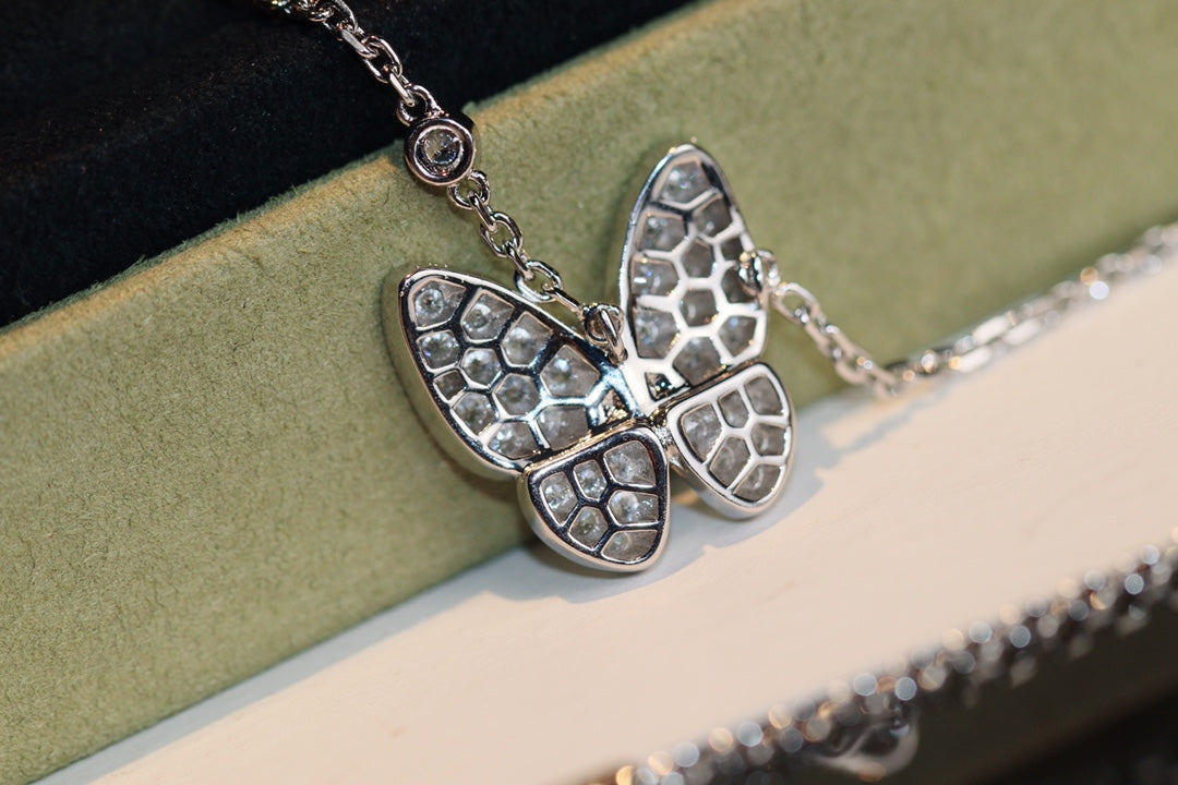 [Kincade Jewelery]BUTTERFLY DIAMOND NECKLACE