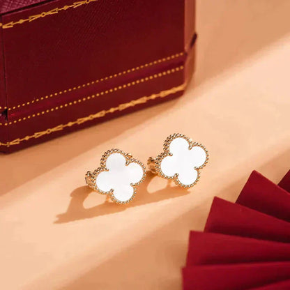 [Kincade Jewelery]Kincade MEDIUM 1 MOTIFS  WHITE MOP STUD EARRINGS