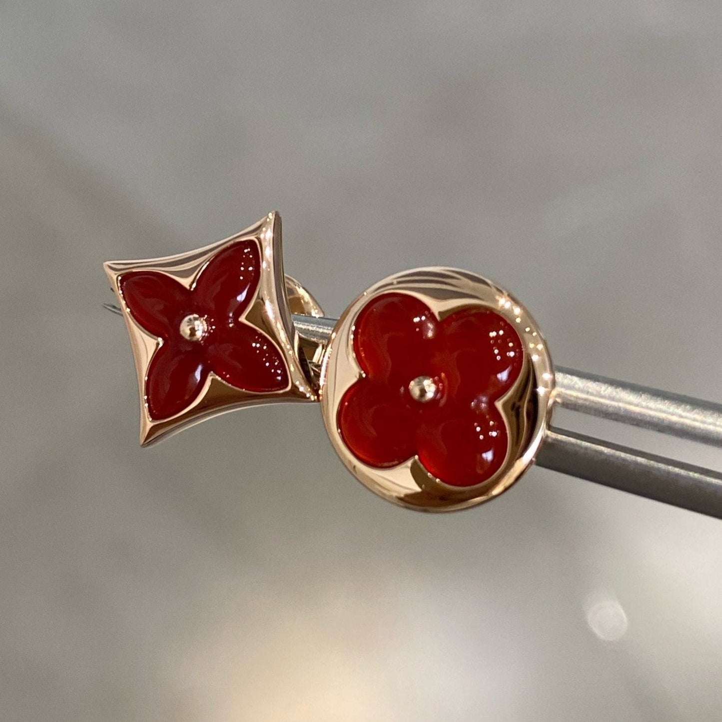 [Kincade Jewelery]STAR AND SUN PINK GOLD CARNELIAN STUD EARRINGS