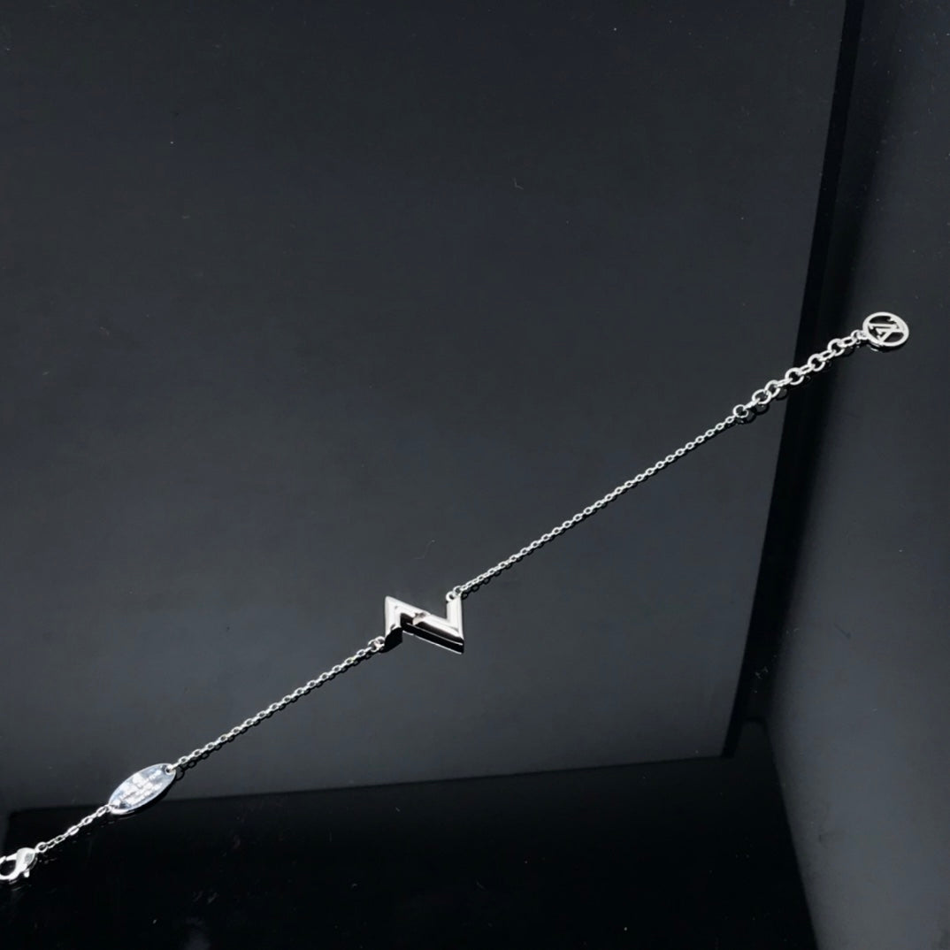 [Kincade Jewelery]VOLT LV LOGO BRACELET