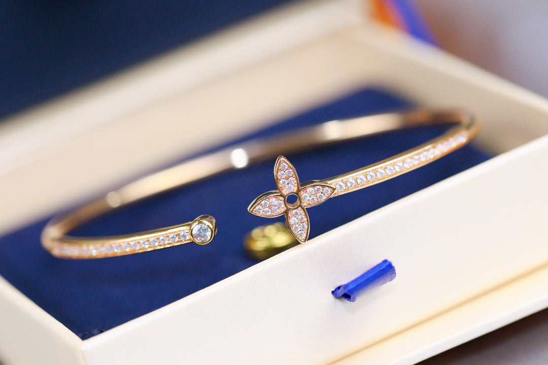 [Kincade Jewelery]IDYLLE PINK GOLD OPEN BRACELET DIAMOND PAVED