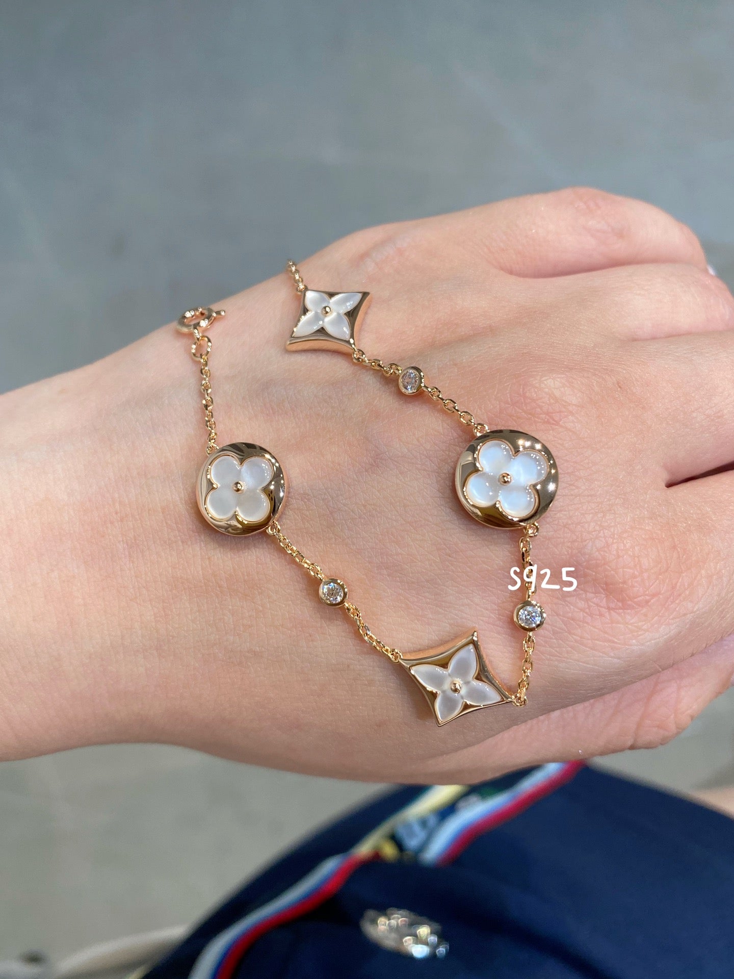 [Kincade Jewelery]STAR AND SUN 4 MOTIF WHITE MOP PINK GOLD BRACELET