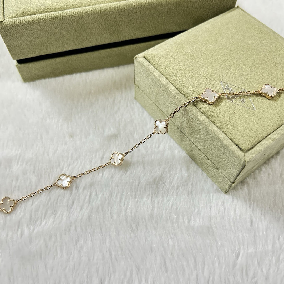 [Kincade Jewelery]Kincade 6 MOTIF WHITE MOP BRACELET