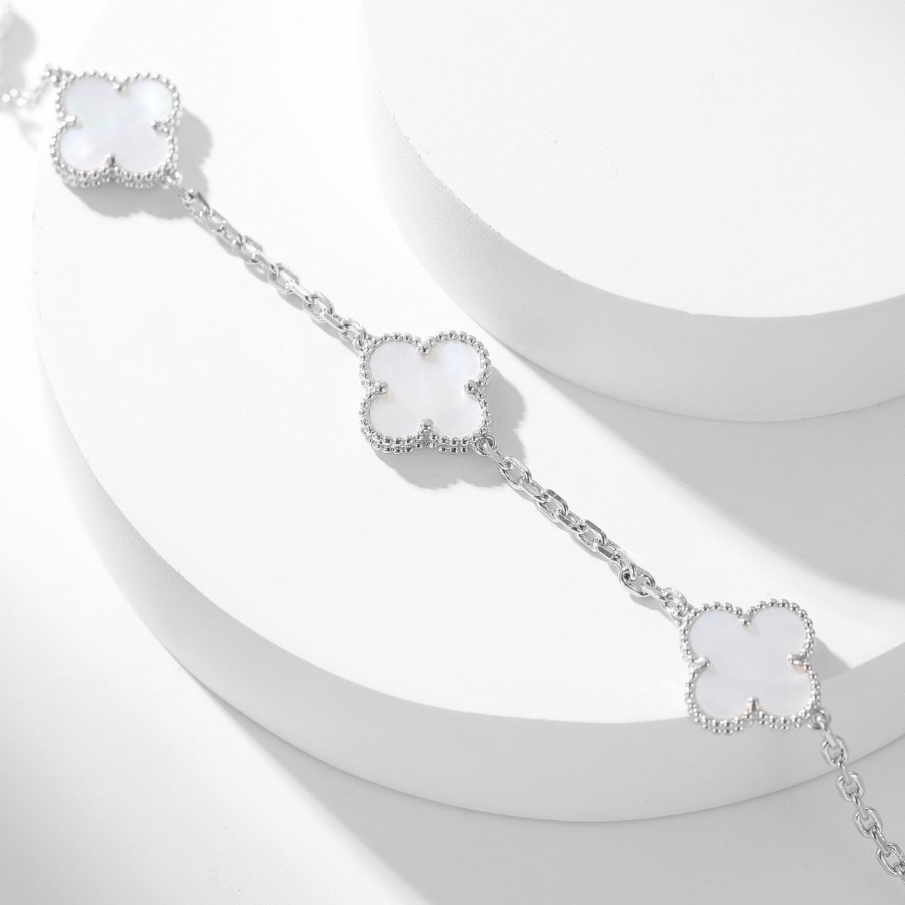 [Kincade Jewelery]KincadeS THE 10-MOTIFS WHITE MOTHER OF PEARL NECKLACE
