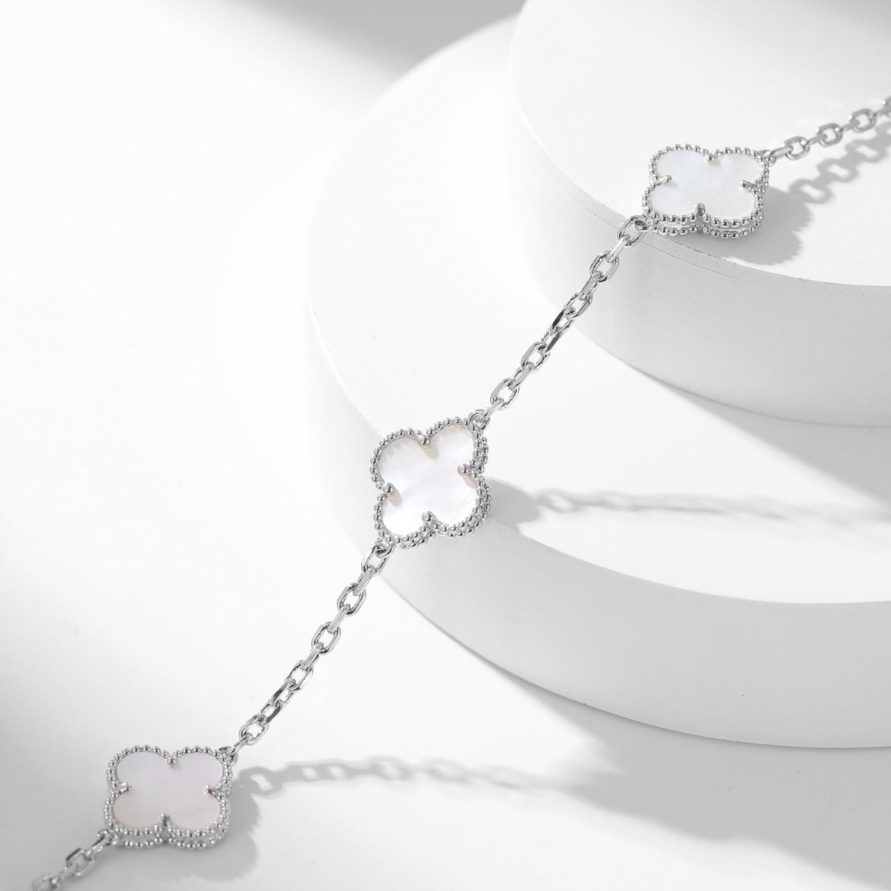 [Kincade Jewelery]KincadeS THE 10-MOTIFS WHITE MOTHER OF PEARL NECKLACE