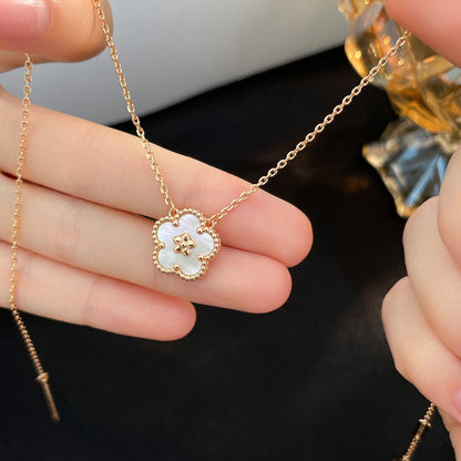 [Kincade Jewelery]LUCKY  WHITE MOP  PLUM BLOSSOM NECKLACE