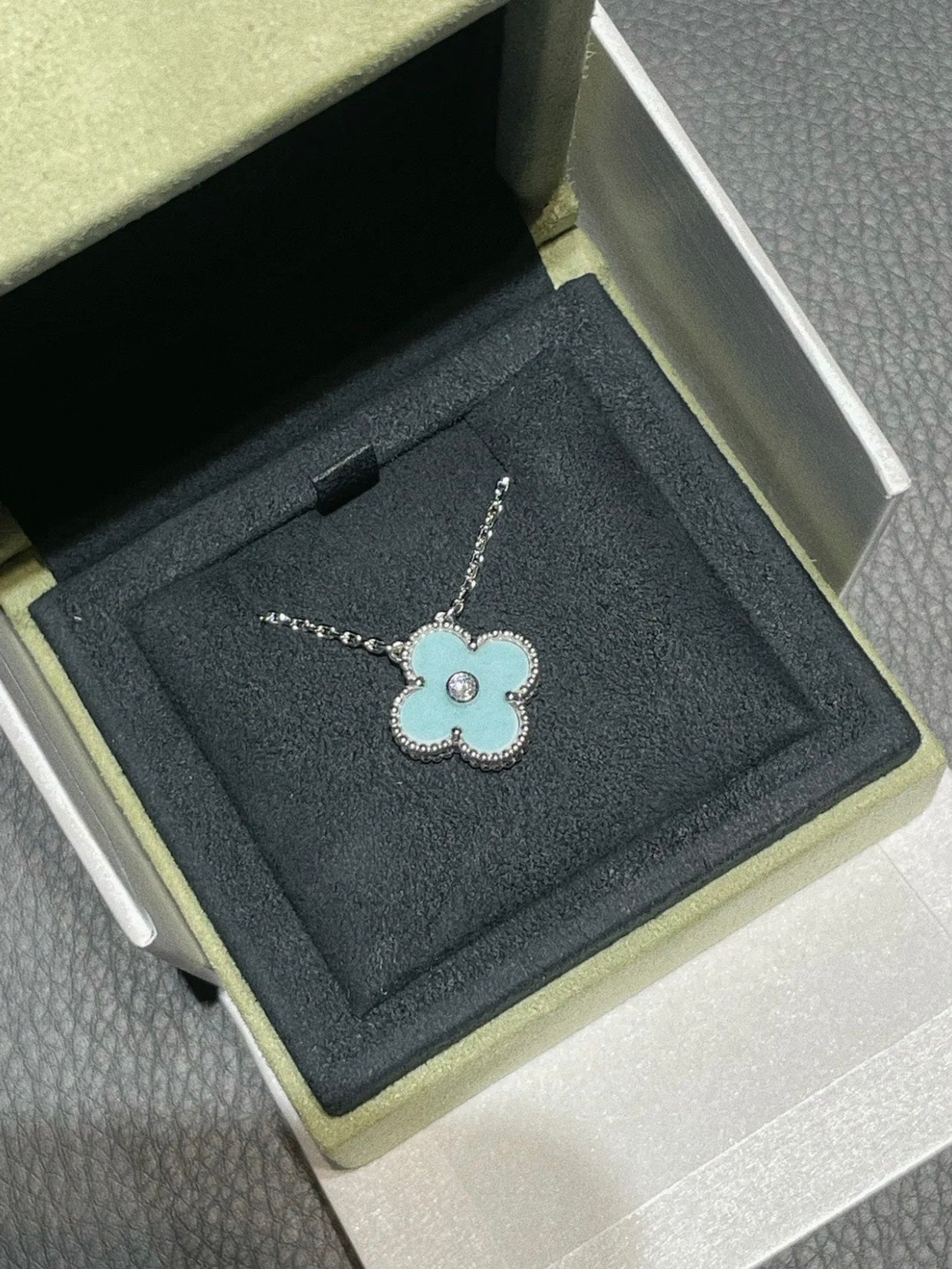 [Kincade Jewelery]Kincade 1 DIAMOND LIGHT BLUE SILVER NECKLACE