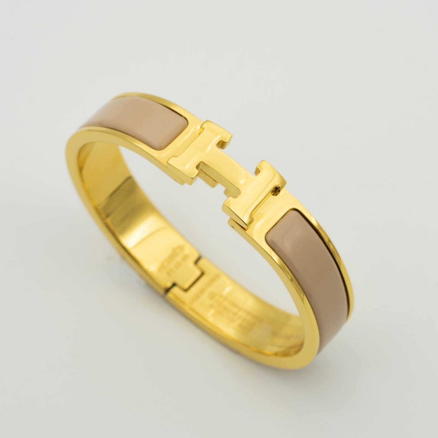 [Kincade Jewelery]H GREY BRACELET