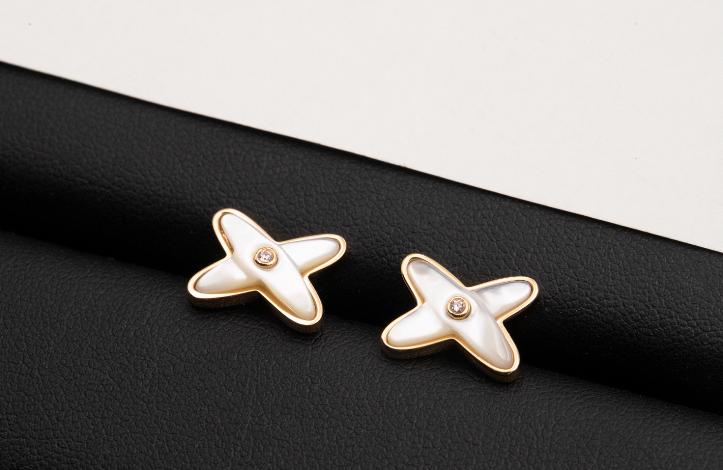 [Kincade Jewelery]JEUX DE WHITE MOP PINK GOLD DIAMOND EARRINGS