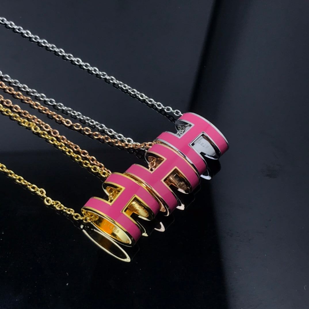 [Kincade Jewelery]H NECKLACE PINK