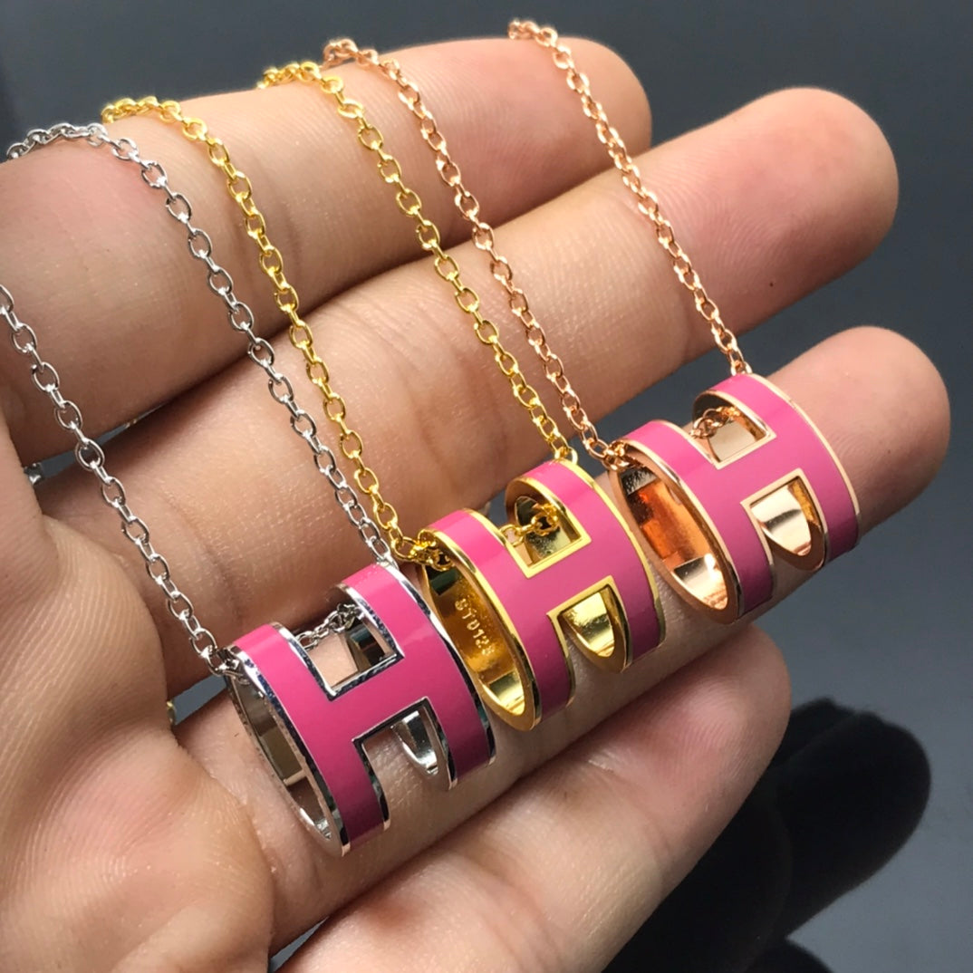 [Kincade Jewelery]H NECKLACE PINK
