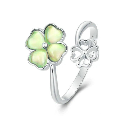 White Gold Plated Lucky Four-Leaf Kincade Ring