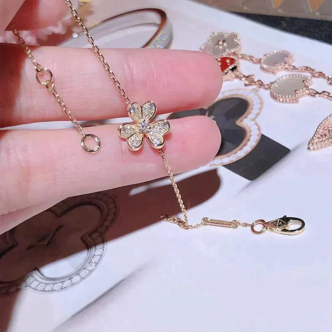 [Kincade Jewelery]FRIVOLE GOLD FLOWER DIAMOND BRACELET